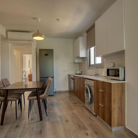 Phaedrus Living Coral Suites Aura Ларнака Экстерьер фото
