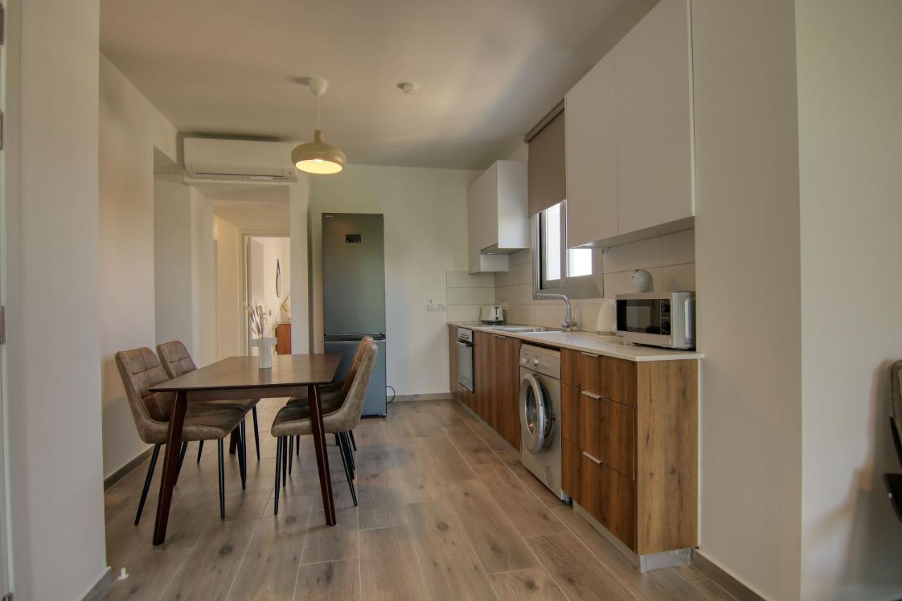 Phaedrus Living Coral Suites Aura Ларнака Экстерьер фото